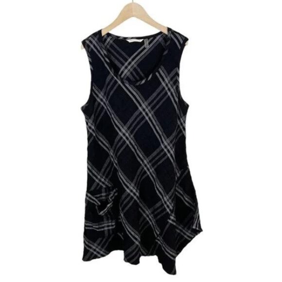 Soft Surroundings Women's Black/Grey Plaid Handkerchief Hem Tunic, Size Medium - Picture 2 of 9